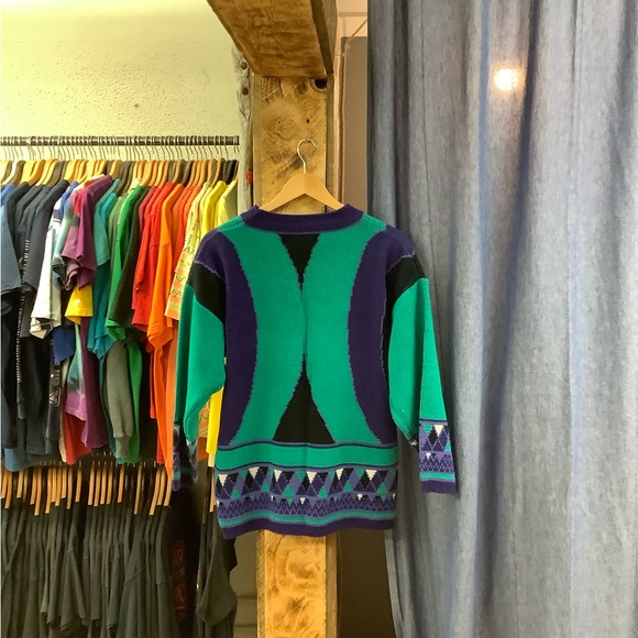 Vintage Horus Line Multicolor Patterned Knit Sweater - Picture 2 of 2